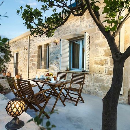 Margarita'S Stone House Apartment Plátanos Екстериор снимка