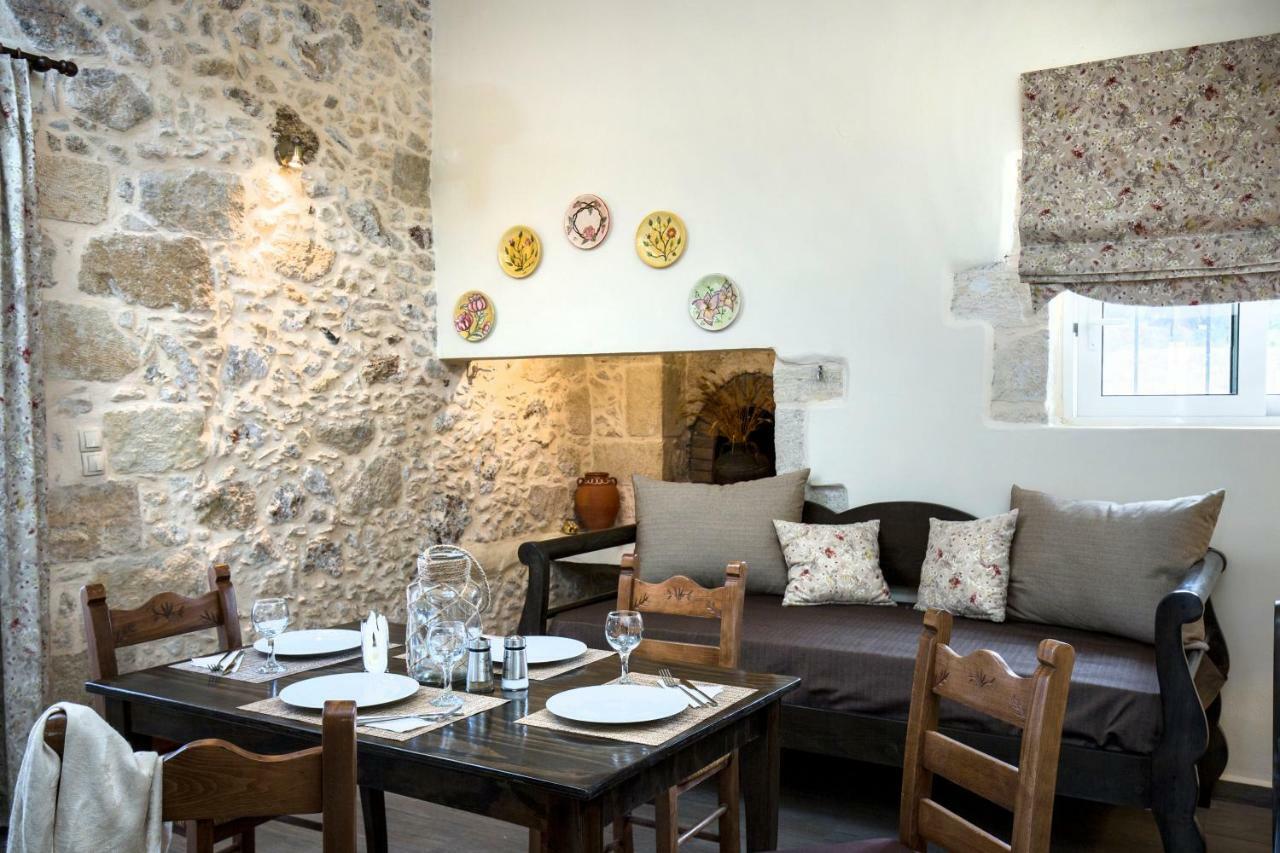 Margarita'S Stone House Apartment Plátanos Екстериор снимка